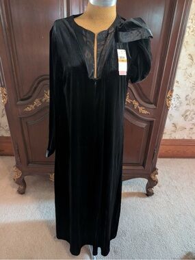 Oscar De La Renta Pink Label velvet robe /dress size L/XL